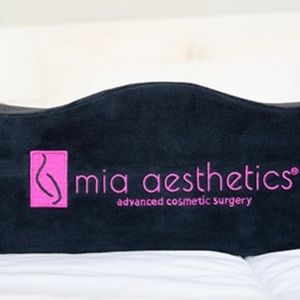 MIA Aesthetics BBL Pillow